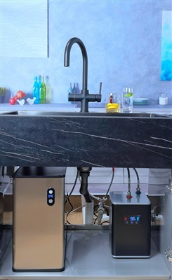 Kitchen-a tui sparkling tap .